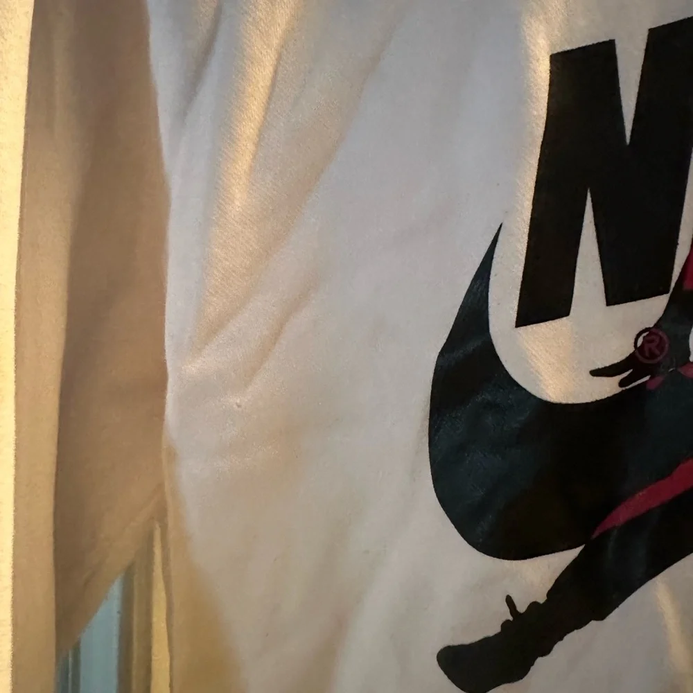 Nike Air Graphic Sweatshirt w/ Hood - Picture 6 of 10